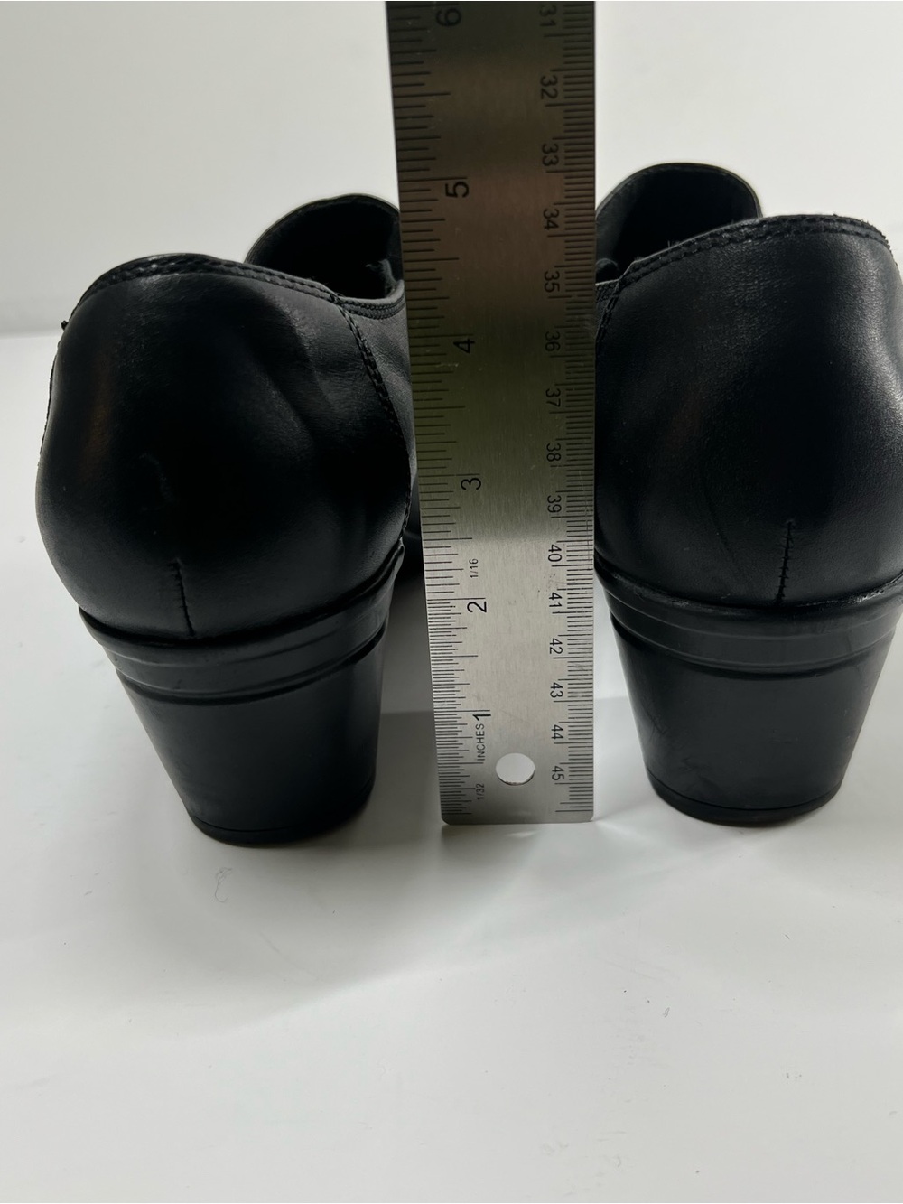 Clarks Collection Women’s Black Leather Ankle Booties Heels Size 9 - Picture 6 of 13